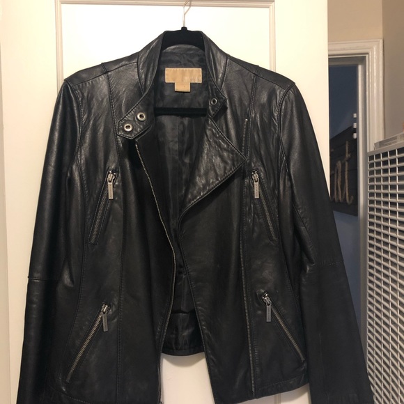 Black leather jacket— Michael Kors - Picture 2 of 3